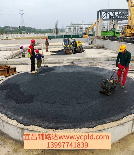 化工厂罐体底座沥青摊铺，罐体直径3.5米～38米