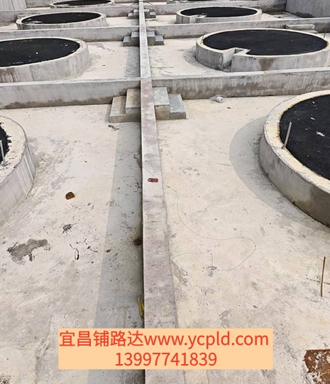 化工厂罐体底座沥青摊铺，罐体直径3.5米～38米